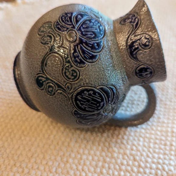 Vintage Alsace pottery pitcher - Picture 6 of 9